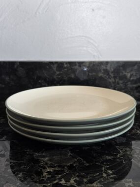 Salad/Dessert Plate, Coupe, 8 1/4", Set of 4